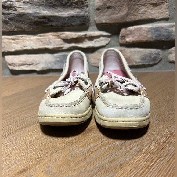 Size 5.5 Sperry shoes - Picture 3 of 8